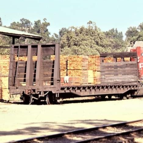 SP 50 FOOT BULKHEAD FLAT CAR