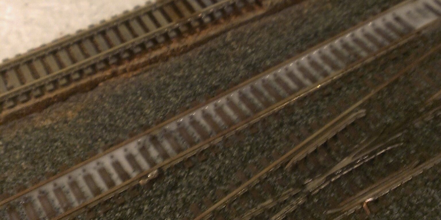 How to Realistically Ballast Your Track The Model Railroad Benchwork