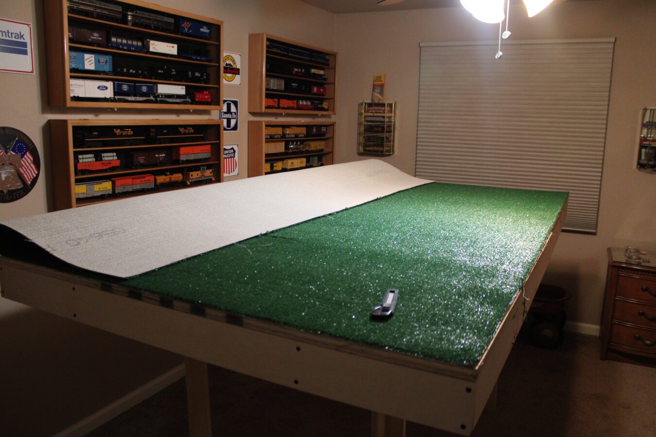 Tom & Dana's O Scale Build- Grass Mat Top